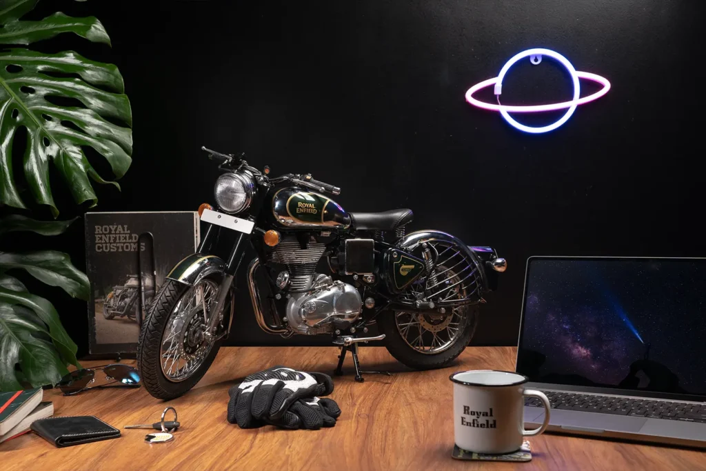 Limited Edition Classic Scale Model 6