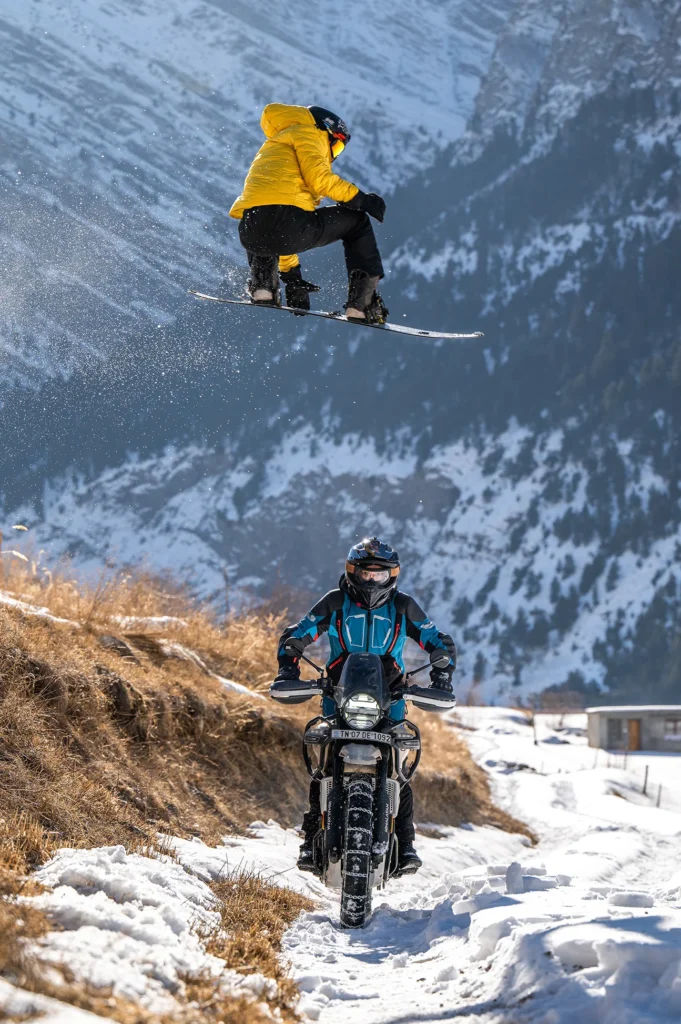 Adventurer XT Riding Gear in action - Off-roading in snow with a snowboarder